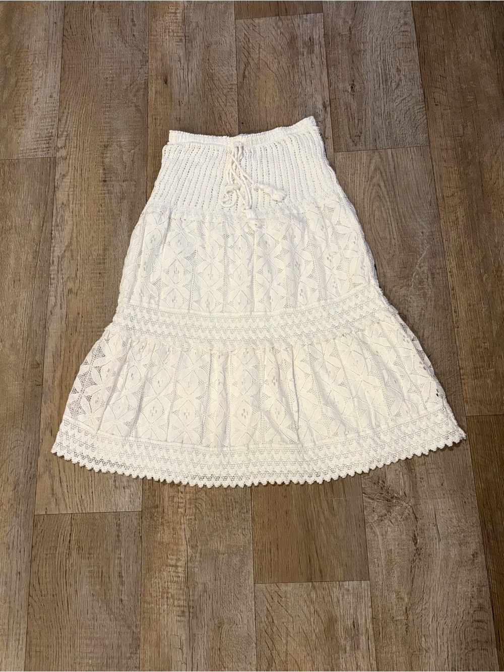 White Lace and Crochet Tiered Midi Skirt. Size S Boho Hippie Festival